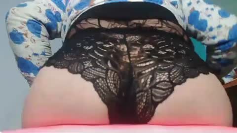 Snapshot of paulavaltina21 chatting on 6, 12, 2024 PAULA VALENTINA online show from 6, 12, 2024