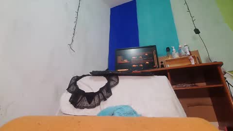 Snapshot of paulavaltina21 chatting on 19, 12, 2024 PAULA VALENTINA online show from 19, 12, 2024