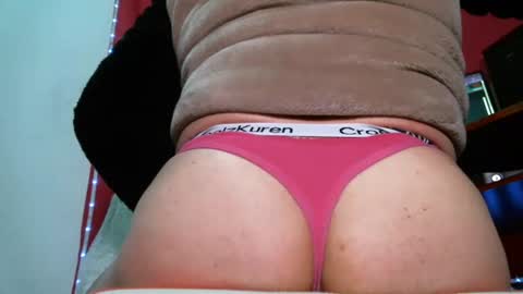 Snapshot of paulavaltina21 chatting on 23, 2, 2025 PAULA VALENTINA online show from 23, 2, 2025