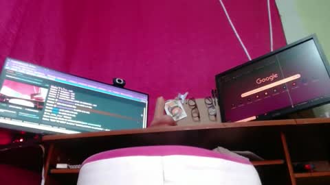 Snapshot of paulavaltina21 chatting on 3, 10, 2025 PAULA VALENTINA online show from 3, 10, 2025