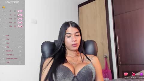 Paulett  online show from 15, 12, 2025