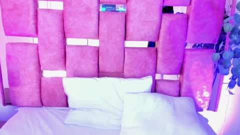 Snapshot of paulette_dupont_ chatting on 28, 9, 2025 paulette_dupont_ online show from 28, 9, 2025