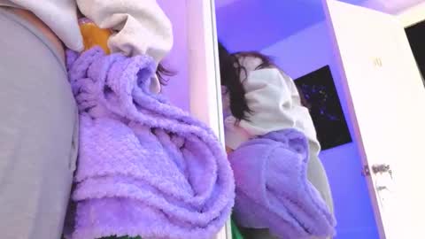 Snapshot of paulette_dupont_ chatting on 23, 11, 2025 paulette_dupont_ online show from 23, 11, 2025