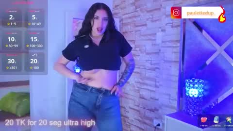 Snapshot of paulette_dupont_ chatting on 3, 12, 2025 paulette_dupont_ online show from 3, 12, 2025