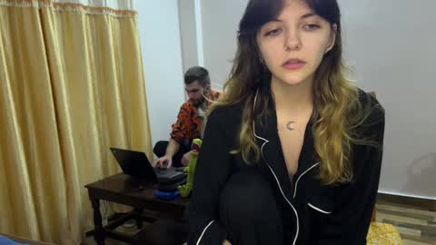 Isla  Chase online show from 13, 12, 2024