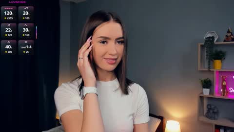 Snapshot of paulettelafevre chatting on 10, 10, 2025 Eva online show from 10, 10, 2025