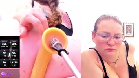 Paulina Davis  online show from 8, 3, 2025