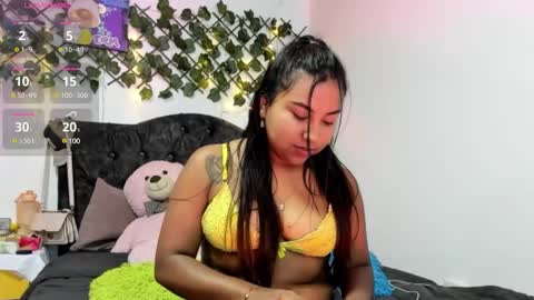Paulina online show from 5, 3, 2025
