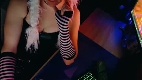 ensui online show from 13, 5, 2026