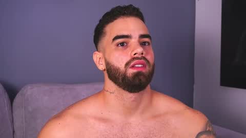 Snapshot of paulphoenix_ chatting on 22, 10, 2025 Paul Phoenix online show from 22, 10, 2025