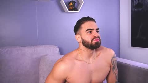 Snapshot of paulphoenix_ chatting on 28, 10, 2025 Paul Phoenix online show from 28, 10, 2025