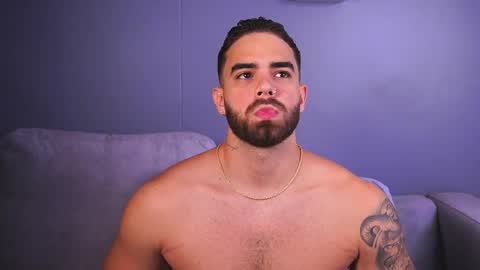 Snapshot of paulphoenix_ chatting on 1, 12, 2025 Paul Phoenix online show from 1, 12, 2025