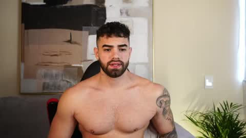 Snapshot of paulphoenix_ chatting on 26, 4, 2026 Paul Phoenix online show from 26, 4, 2026