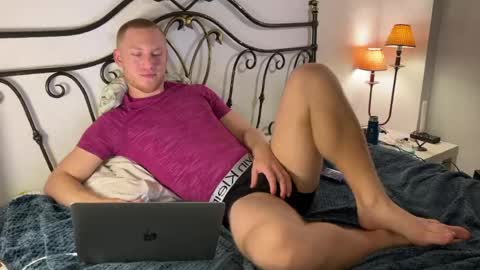 Snapshot of pavelrey chatting on 1, 6, 2026 Pavel online show from 1, 6, 2026