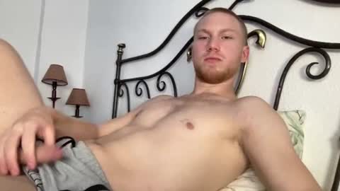 Snapshot of pavelrey chatting on 7, 6, 2026 Pavel online show from 7, 6, 2026