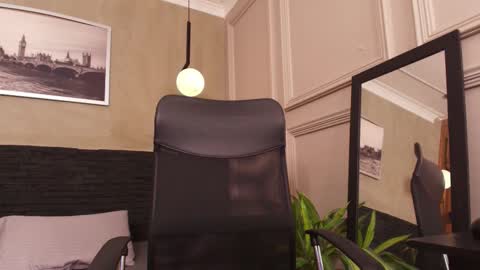 Pavlova online show from 21, 9, 2025