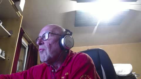 Snapshot of pc8474408 chatting on 1, 12, 2025 pc8474408 online show from 1, 12, 2025