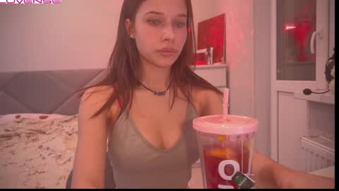 Snapshot of peaceful_oblivion chatting on 6, 3, 2025 Sandra Next Stream pm MSK 5 pm UTC1pm EDT online show from 6, 3, 2025