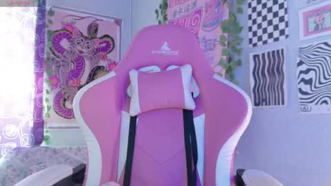 Snapshot of peach69love chatting on 29, 5, 2026 P E A C H online show from 29, 5, 2026