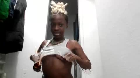 Peach online show from 31, 3, 2026