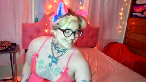 Peach Pwuppy online show from 13, 1, 2026