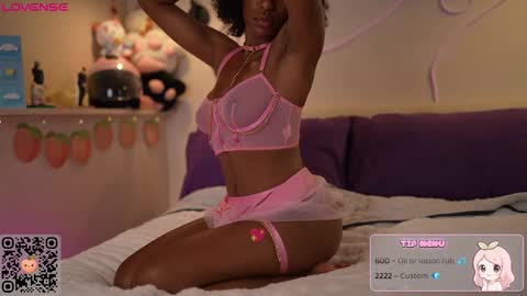 peachypeachgirl online show from 27, 11, 2025