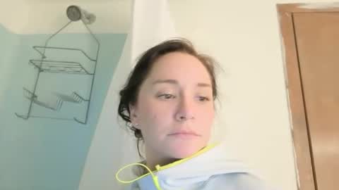 Snapshot of peachyxobsession chatting on 1, 12, 2025 PeachyObsession online show from 1, 12, 2025