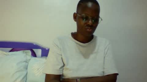 peacockxx online show from 2, 4, 2026