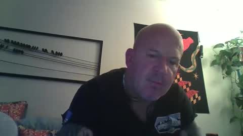 peanutbutterandjealous1 online show from 5, 5, 2026