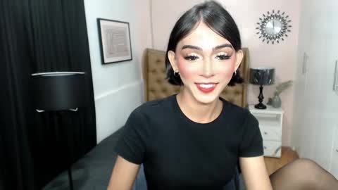 Pearl online show from 8, 3, 2025