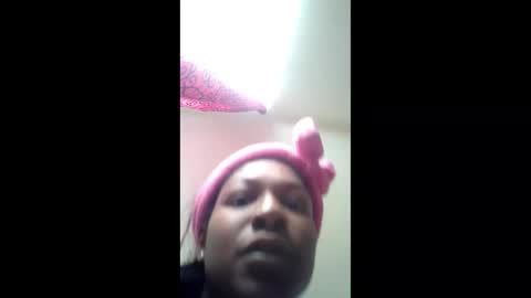 pebblessmith453 online show from 15, 12, 2025