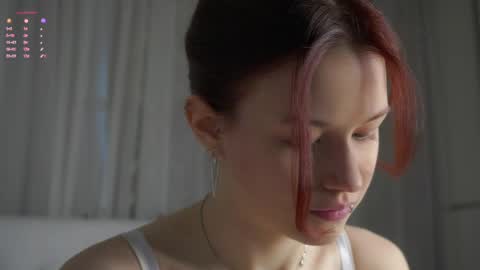 Lily online show from 7, 4, 2026