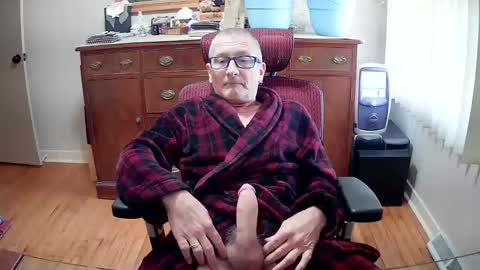peepingmale online show from 8, 3, 2025