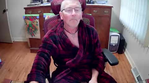 peepingmale online show from 16, 11, 2025