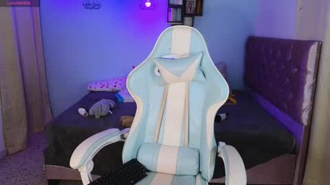 peggy-funn online show from 13, 1, 2025