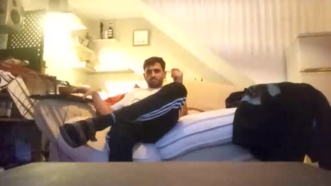 penesvoladores92 online show from 14, 2, 2026