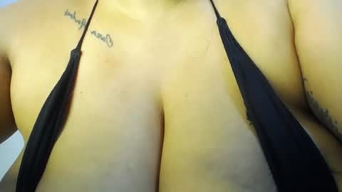 Snapshot of pennyomelons chatting on 17, 6, 2026 My onlyfans online show from 17, 6, 2026