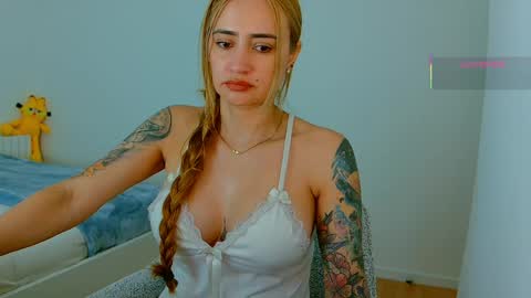 Hi Im Penelope  better vibrations  1111 online show from 2, 6, 2026
