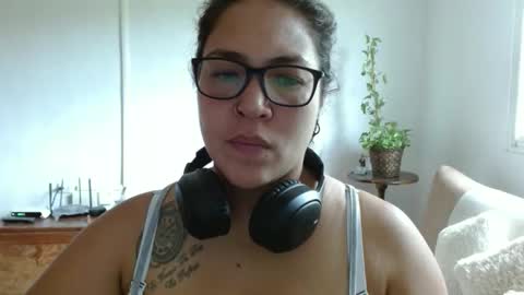 Snapshot of pepitt45 chatting on 25, 5, 2026 Megan online show from 25, 5, 2026