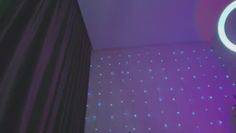 Dia  online show from 8, 12, 2024