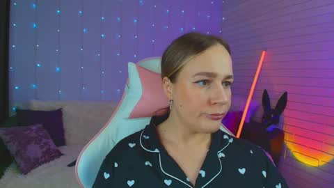 Dia  online show from 4, 3, 2025