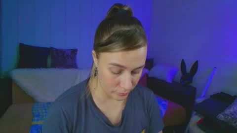 Dia  online show from 9, 3, 2025