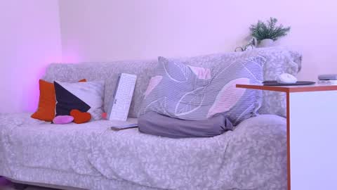 Snapshot of pepper_corn chatting on 23, 11, 2025 Olga and Kirill online show from 23, 11, 2025