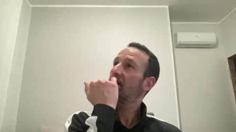 peppinslosqualo online show from 12, 1, 2025