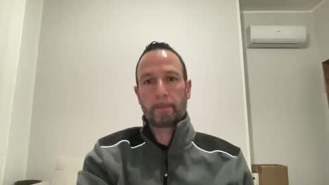 peppinslosqualo online show from 19, 2, 2025