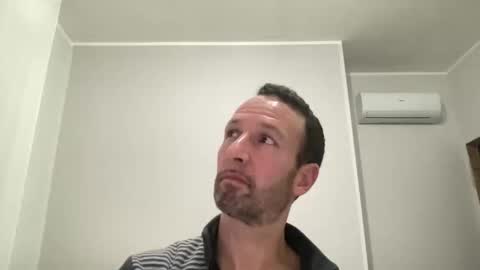 peppinslosqualo online show from 27, 2, 2025