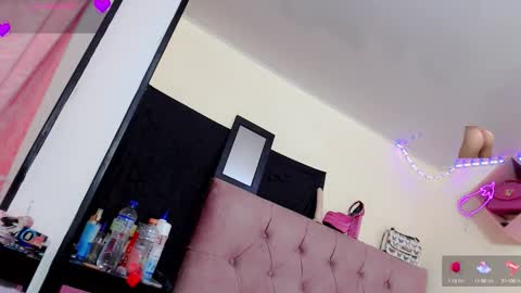 Snapshot of percy_99 chatting on 4, 10, 2025 Catira Sexy99 online show from 4, 10, 2025