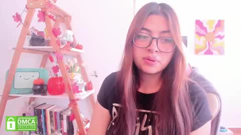 Sarah Ana Banana online show from 2, 10, 2025