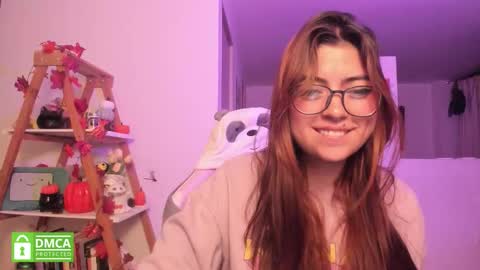 Sarah Ana Banana online show from 9, 10, 2025