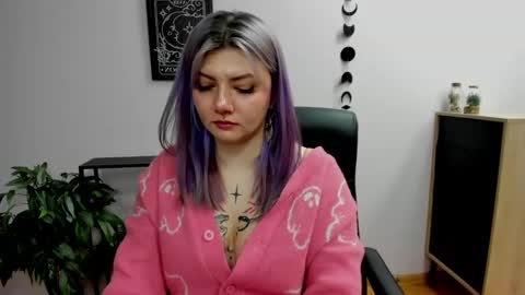 Snapshot of perfect_gabbie chatting on 6, 2, 2025 Gabbie online show from 6, 2, 2025